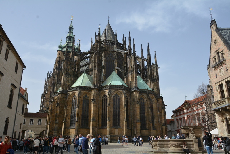 Prague St Vitus Cathedral 9.jpg