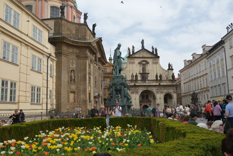 Prague streets 2.jpg