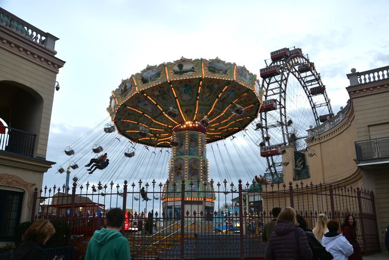 Vienna Prater Park 2.jpg
