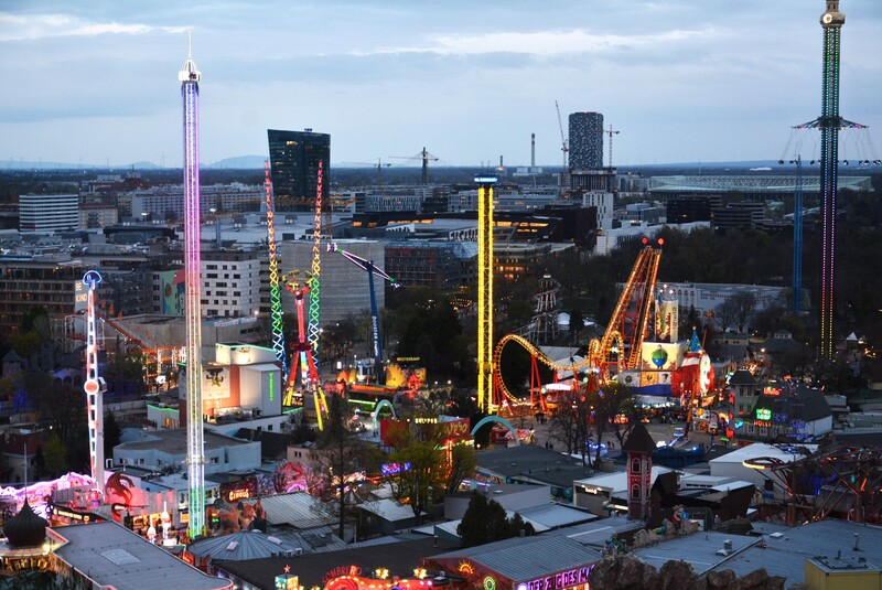 Vienna Prater Park 3.jpg