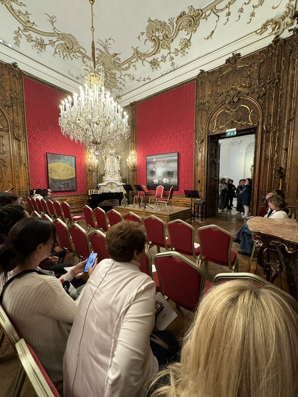 Vienna Schonborn Palace 2.jpg