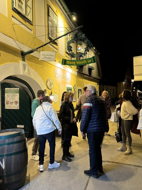 Vienna Schreiberbaus restaurant.jpg