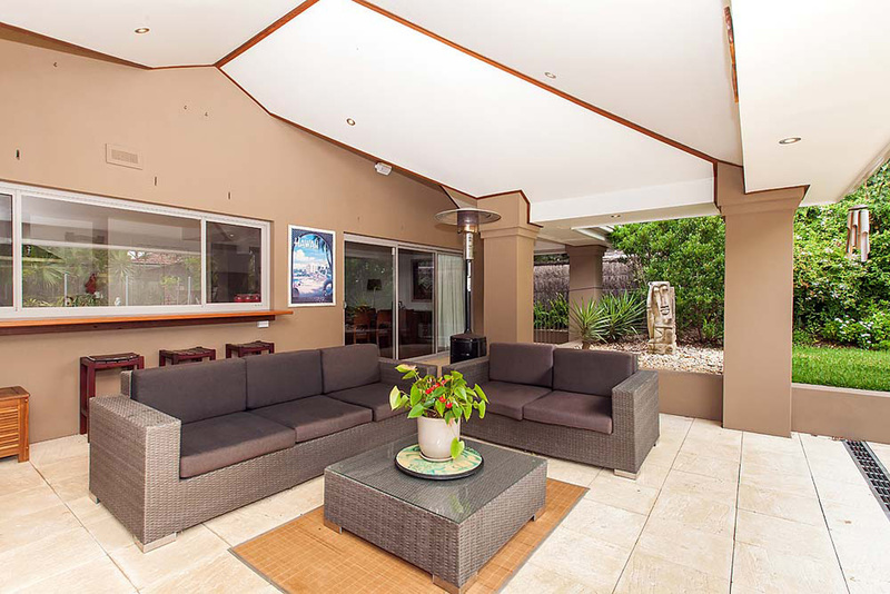 AlFrescoArea-copy.jpg