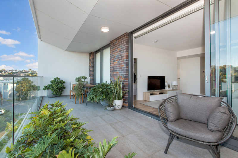 Balcony_2 (2)(1).jpg