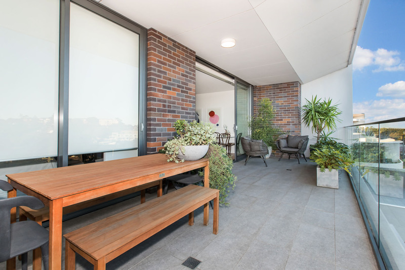 Balcony_3(1).jpg