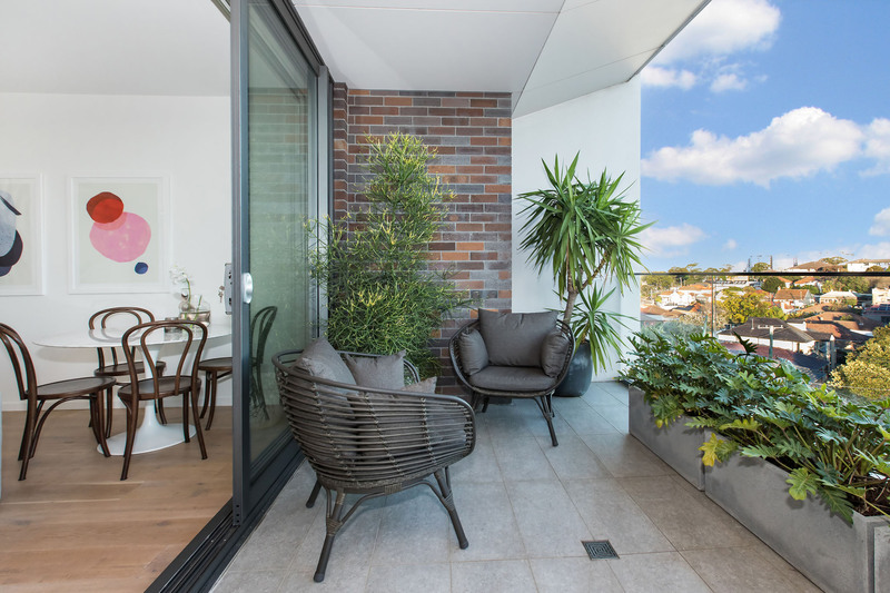 Balcony_5(1).jpg