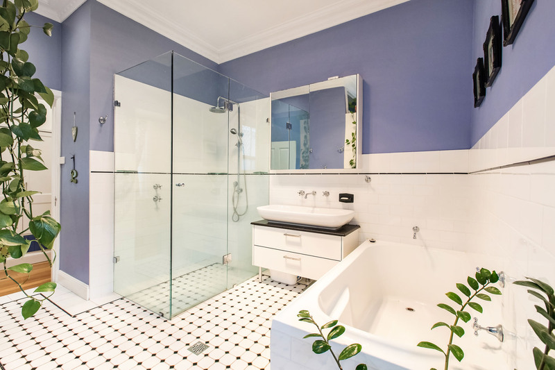 Bathroom_2(2).jpg