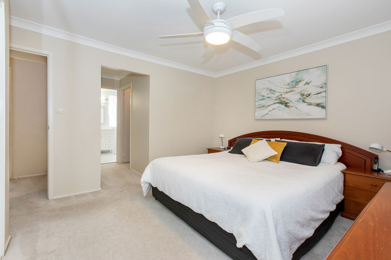 Bedroom_4b(1).jpg