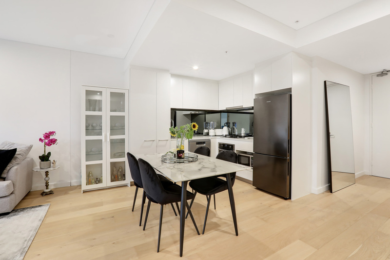DiningArea_1.jpg