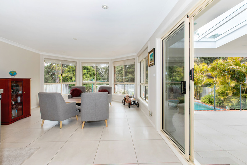 FamilyRoom_1.jpg