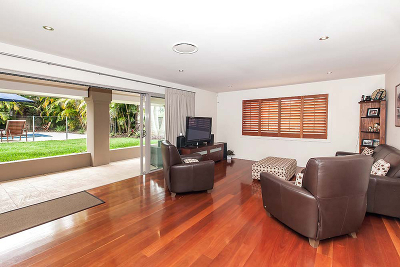 LivingArea_1-copy(1).jpg