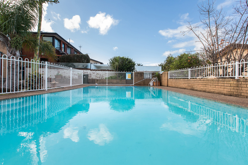 Pool_2(1).jpg :: Photo by: Photographic Memory (www.photographicmemory.com.au)