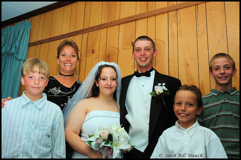 300_DSC_8710 V and J wedding family 005 1200x800.jpg