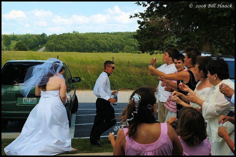 300_DSC_8801 V and J wedding here they go 003 1200x800 060708.jpg