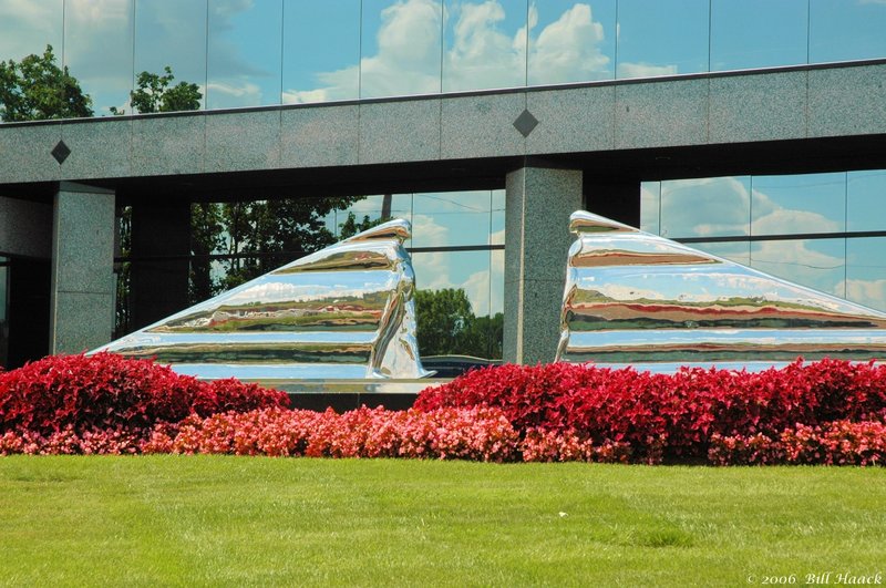 63_DSC_6975 Magna siver sculp 062306.jpg