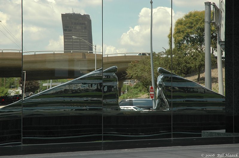 63_DSC_7004 Magna siver sculp mirrored 062306.jpg