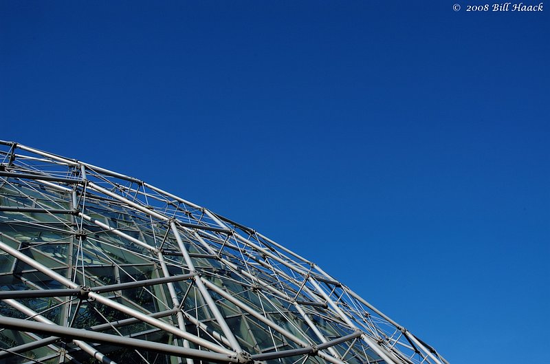 64_DSC_5554 MOBOT climatron side blu sky 022908.jpg