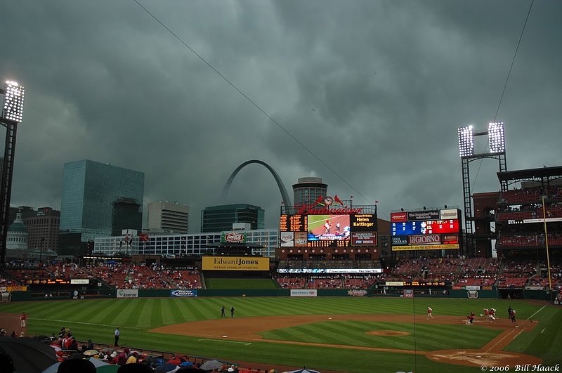 64_DSC_5611 Busch Stadium new 051006.jpg