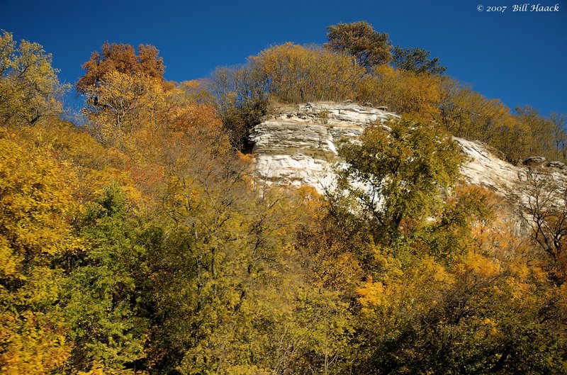 65_DSC_2811 GRR limestone cliff fall color 002 110907.jpg