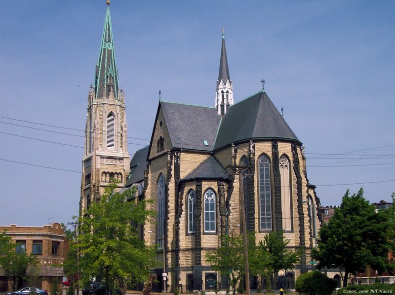70_100_0394 church downtown 050705.jpg :: This church can be found just south of downtown St. Louis in Soulard.