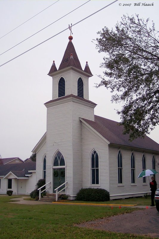 70_100_4541 rural Houston church 021607.jpg :: A typical example of midwestern church architecture.