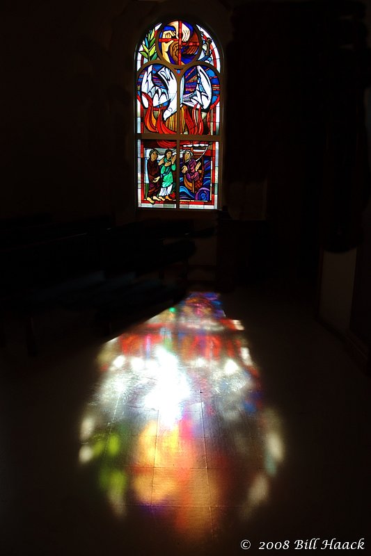 72_DSC_7952 dove stained glass on floor PUCC 002 4x6 051808.jpg