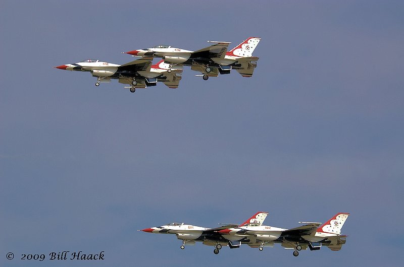 80_DSC_5604.jpg SAFB F16 Thunderbirds 4 092108.jpg
