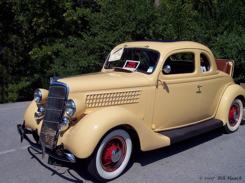 87_100_1587 beige 40s auto rumble 090505.jpg