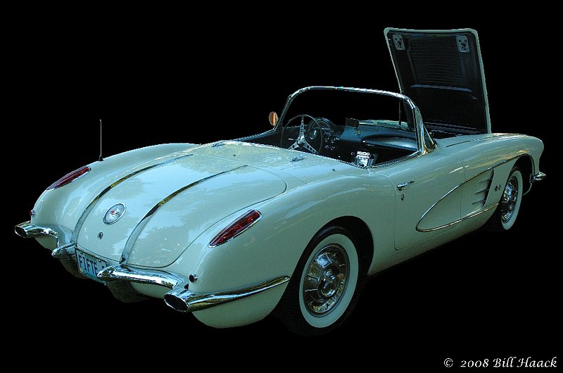 87_DSC_9215 Chevy Corvette black backdrop 090307.jpg