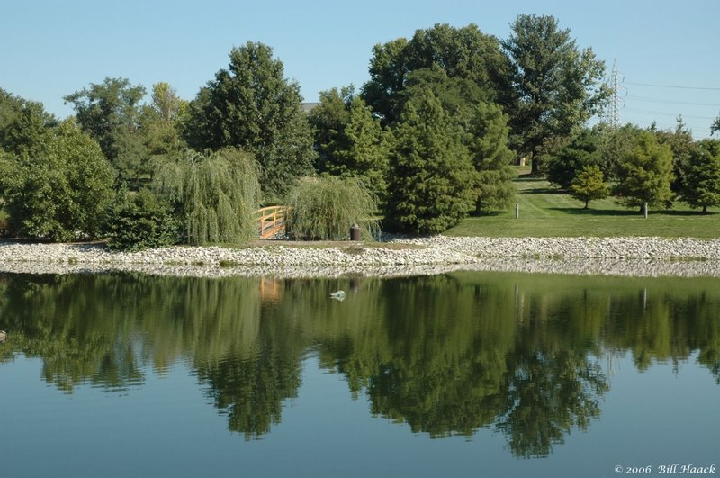 90_DSC_9586 mirror lake by Barnes West 090706.jpg