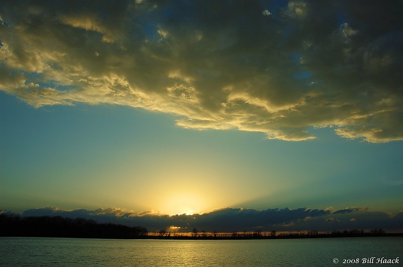 96_DSC_6556 sunset CC park clouds 041008.jpg