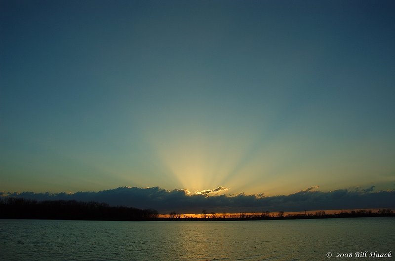 96_DSC_6580 sunset CC park clouds 041008.jpg