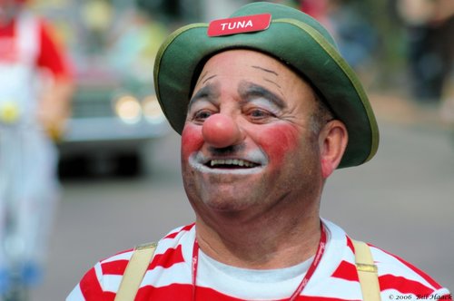 40_DSC_4405 Tuna the clown 042306.jpg