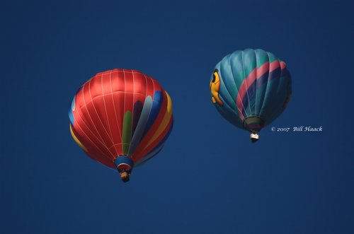 85_DSC_0230 GBR 2 colorful balloons 091507_1.jpg