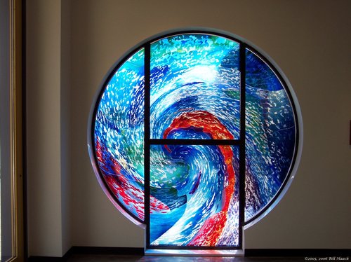 93_100_0527 stained glass swirl 071405.jpg