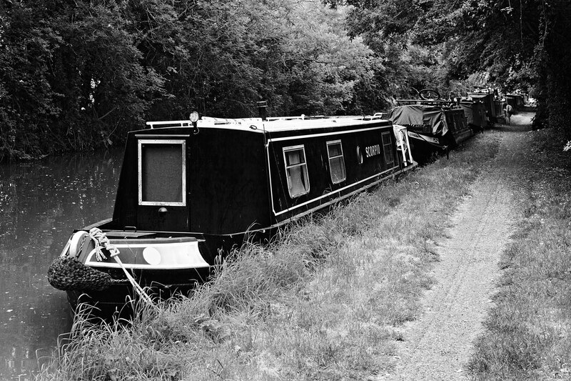 CNL20_0072w.jpg :: Canal Boats moored on the Grand Union Canal at Stoke Hammond, Milton Keynes
