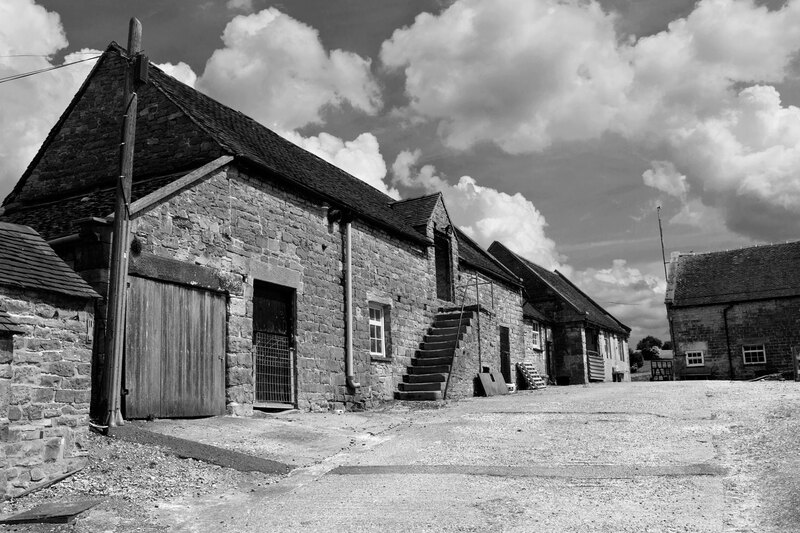 DBY17_01452w(1).jpg :: Town Head Farmyard in Tissington Village, Derbyshire