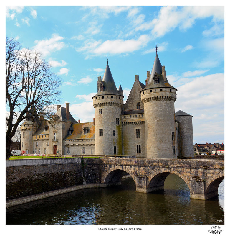 FRA_9752s.jpg :: Château de Sully, Sully-sur-Loire, France