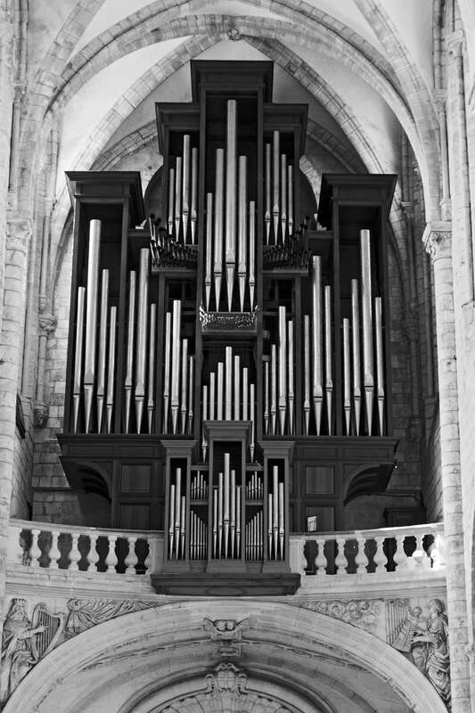 FRA_97713w(1).jpg :: The Pipe Organ in The Basilica of Fleury Abbey at Saint Benoir Sur Loire, France