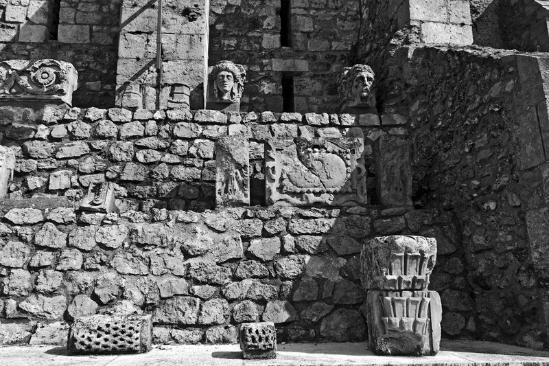 FRA_97892w(1).jpg :: Stone Carvings along the wall of Château Gien in France