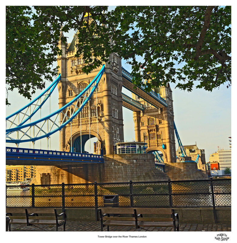 LON_58641-PRINT(1).jpg :: Tower Bridge in the early morning London