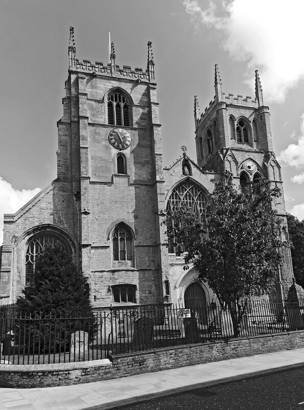 NFK20_0042w(1).jpg :: The Minster from St Margaret's Place, Kings Lynn, Norfolk, UK