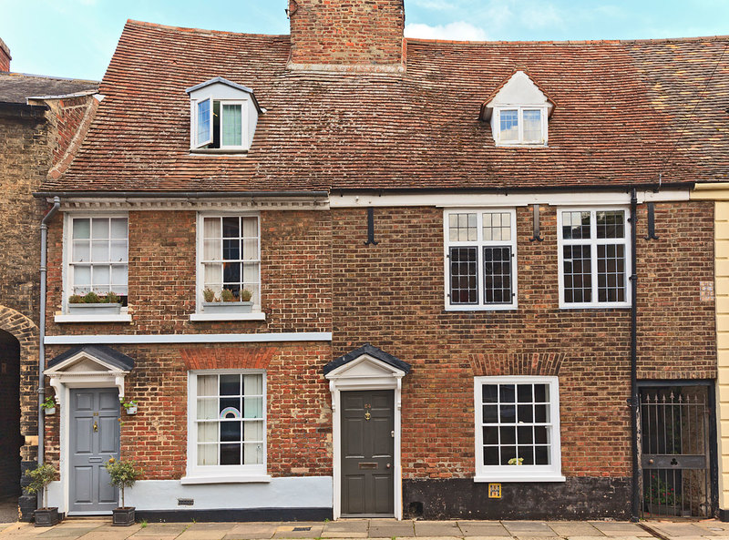 NFK20_015.jpg :: Pair of period Terraced Cottages on Nelson Street in the historic area of Kings Lynn, Norfolk, UK