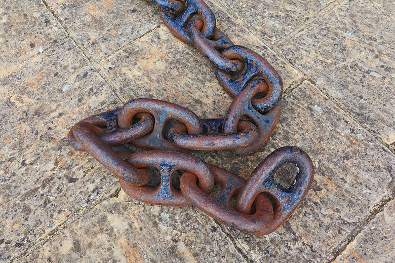 NFK20_043.jpg :: Ships Anchor Chain Links