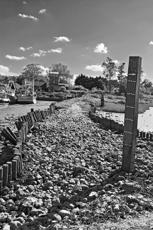 NFK20_0582w(1).jpg :: High Tide Marker Post at Brancaster Staithe, Norfolk, UK