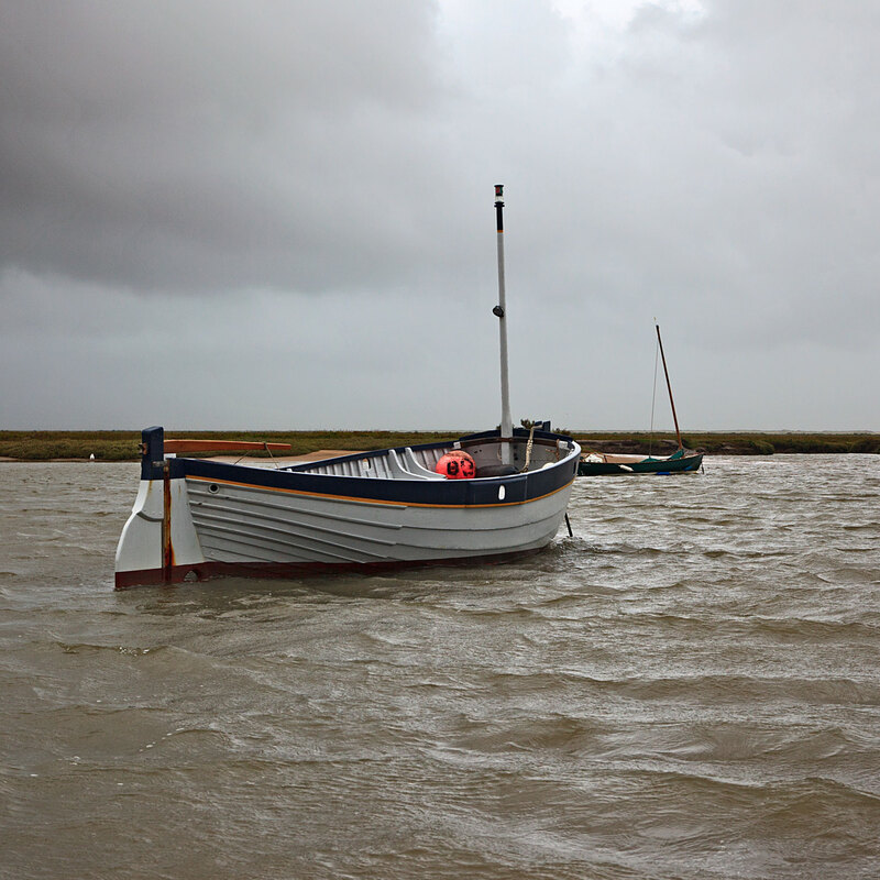 NFK20_105.jpg :: Boats on tidal moorings at Burnham-Overy-Staithe, Norfolk