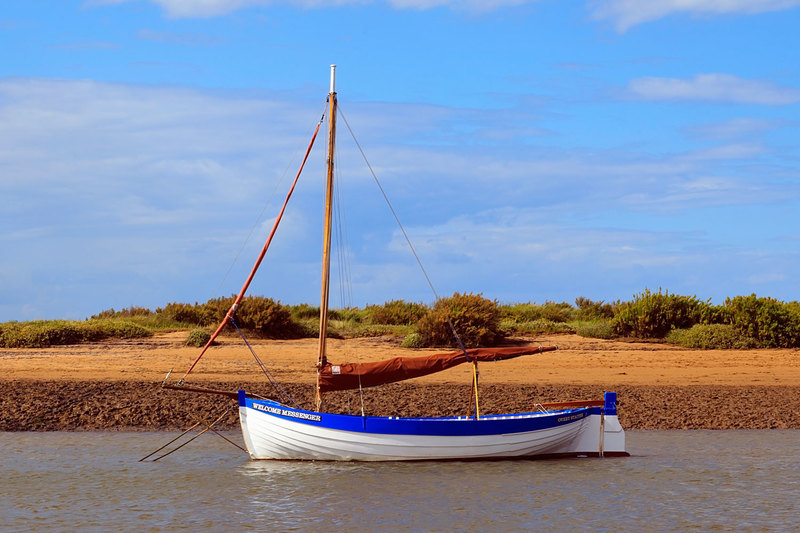 NFKBurnham_040.jpg :: Crabbing Boat on Tidal Moorings at Burnham-Overy-Staithe Norfolk