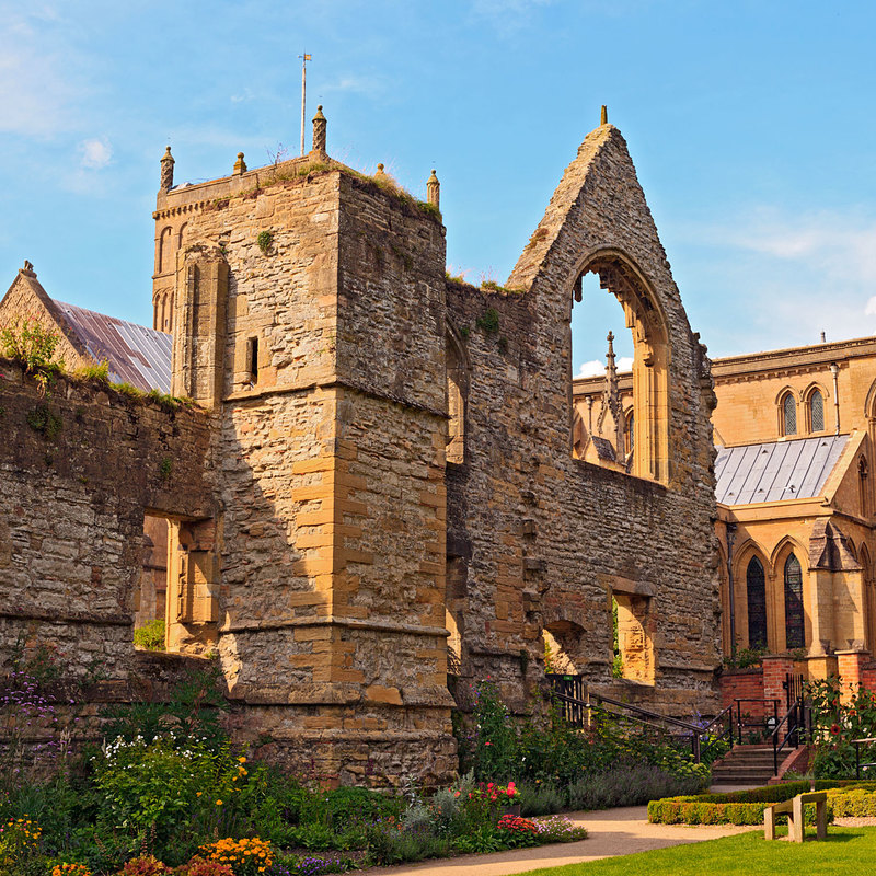 NSW19_0241.jpg :: Part of the ruins of the Archbishops of York's Southwell Palace in the grounds of Southwell Minster, Nottinghamshire