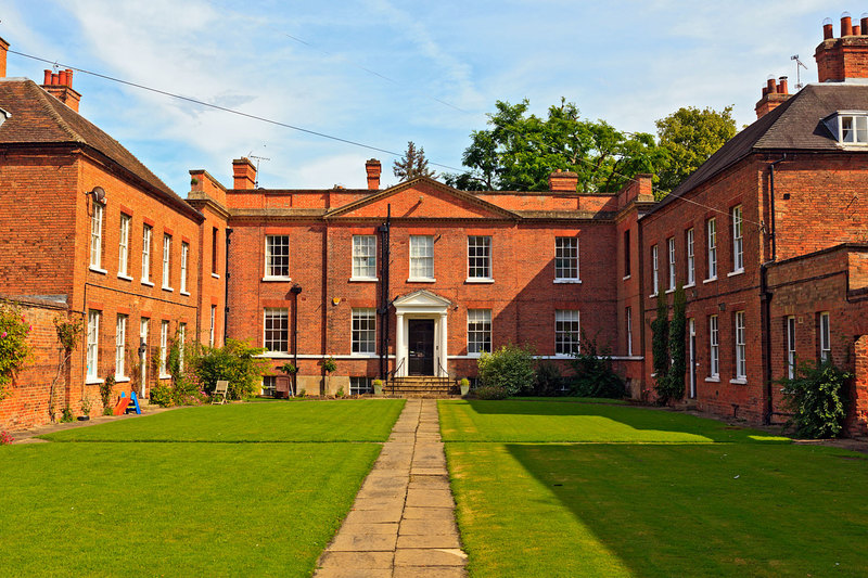NSW19_033.jpg :: The Residence, Vicars Court, Southwell Minster, Nottinghamshire