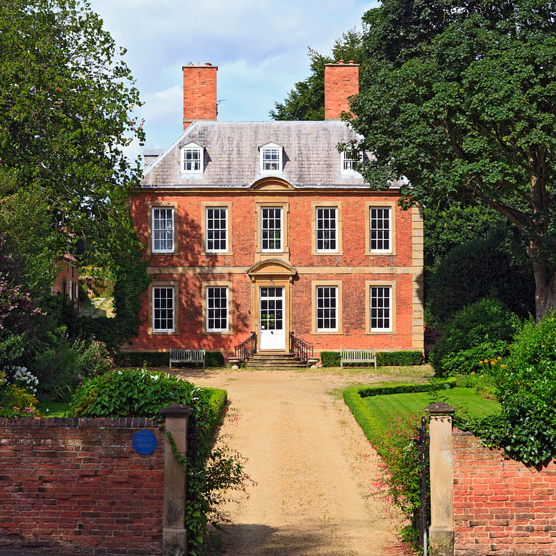 NSW19_0341.jpg :: Cranfield House (1709 former prebendal house), Church Street, Southwell, Nottinghamshire